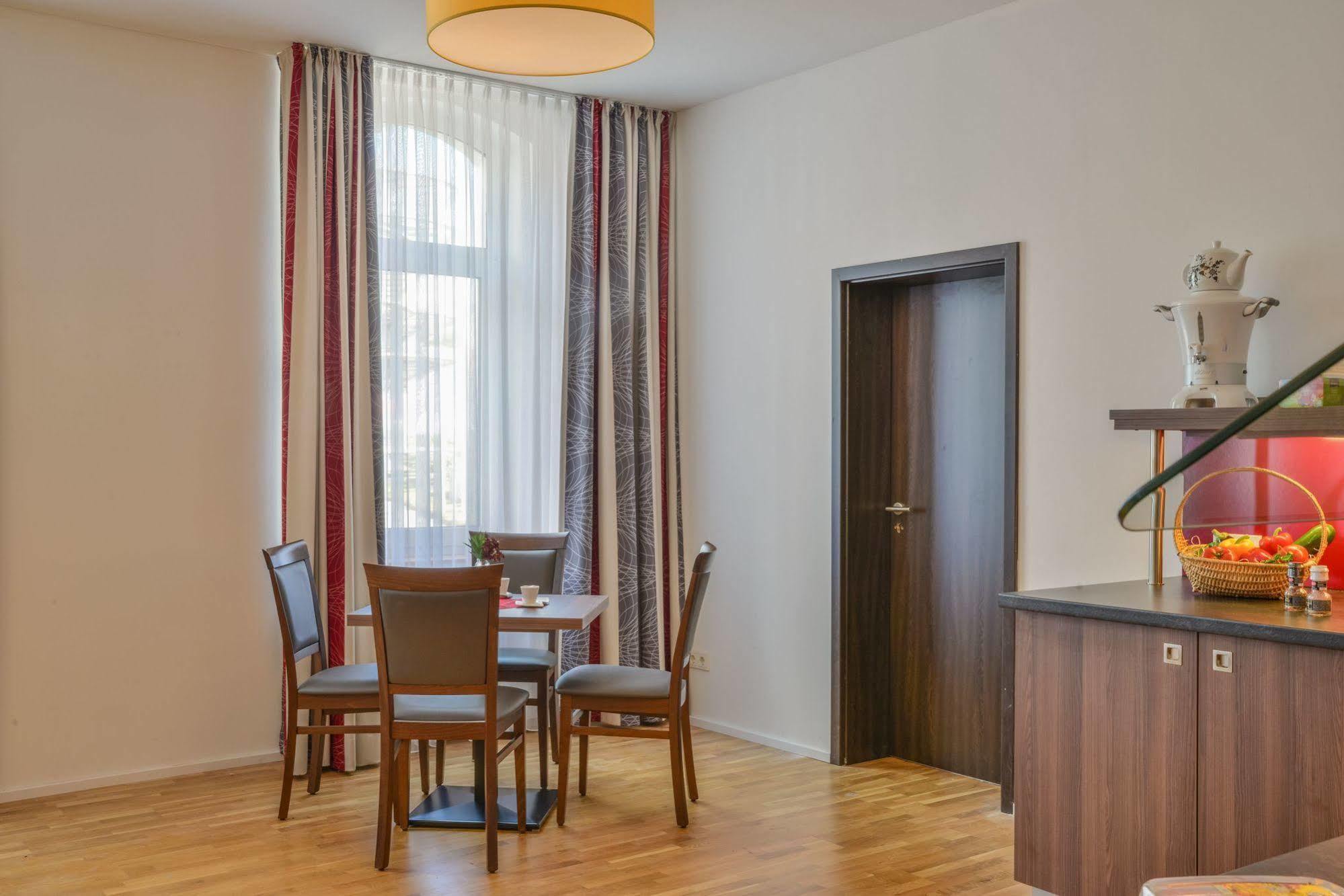 City Hotel Wetzlar Ngoại thất bức ảnh